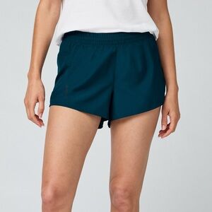 Brooks Dash Running Shorts, W’s size Medium